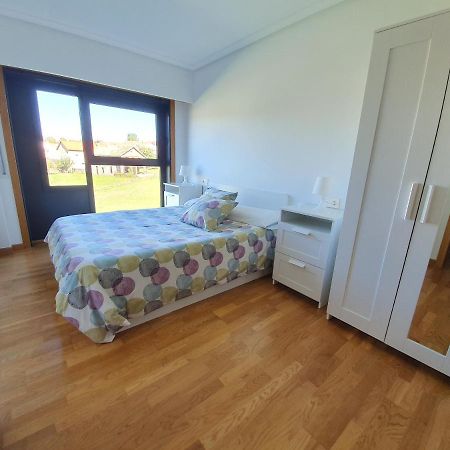 Piso Rosalia De Castro Apartment Allariz Ngoại thất bức ảnh