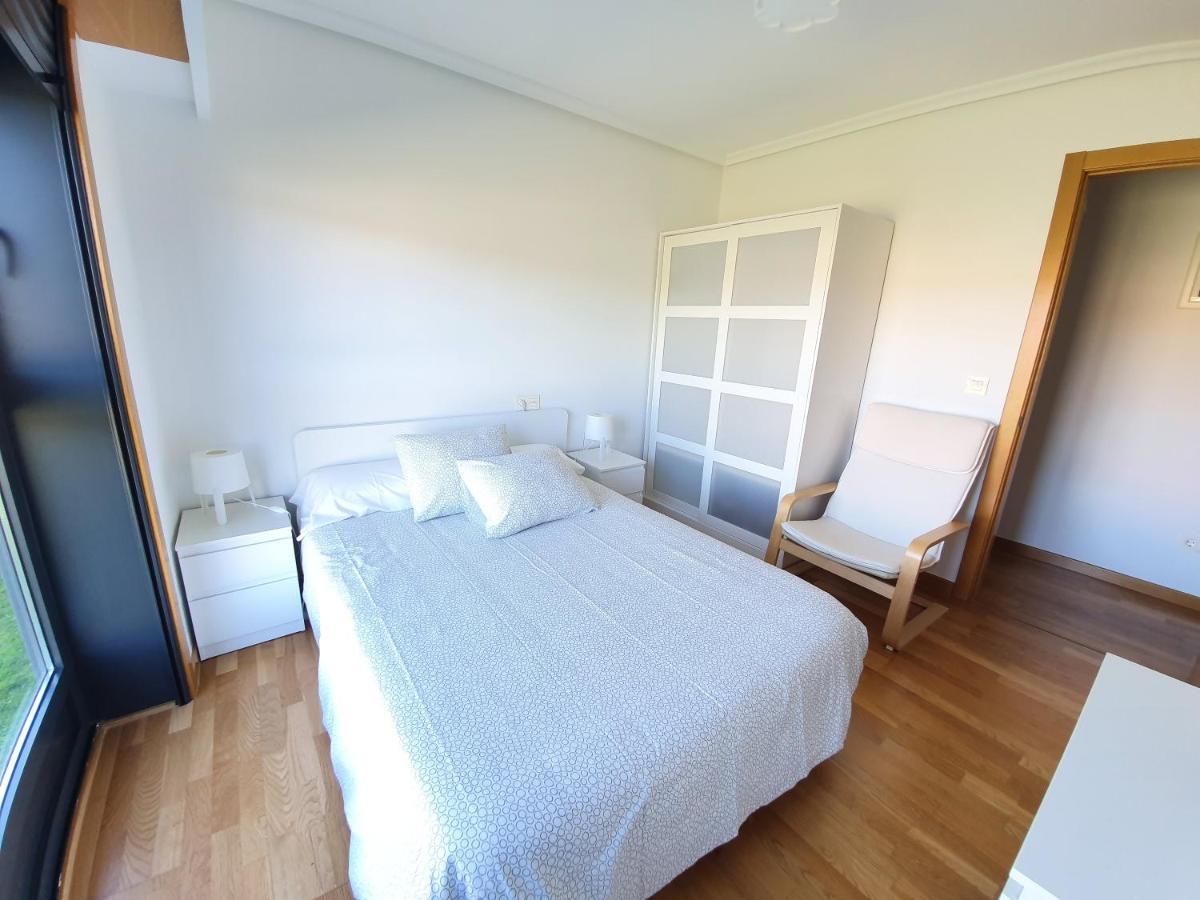 Piso Rosalia De Castro Apartment Allariz Ngoại thất bức ảnh