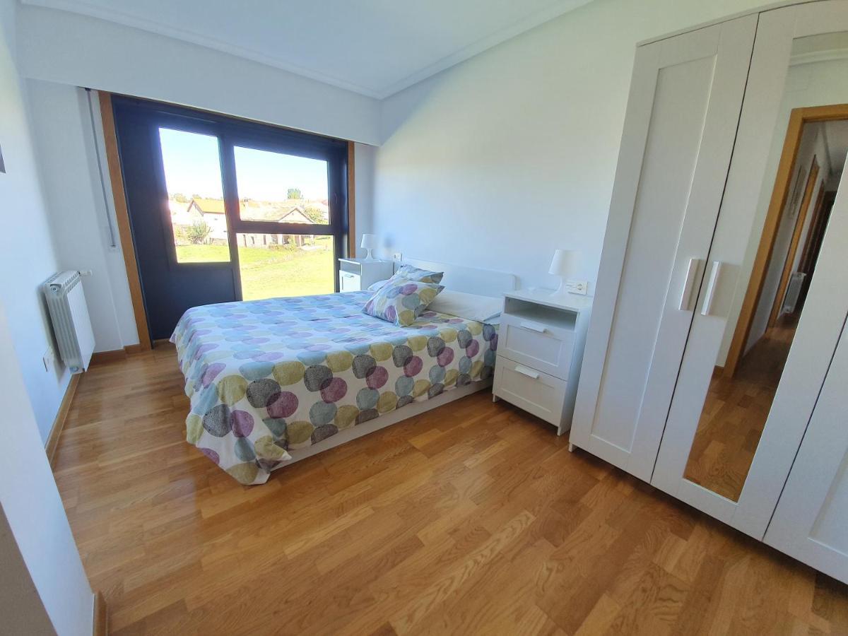 Piso Rosalia De Castro Apartment Allariz Ngoại thất bức ảnh